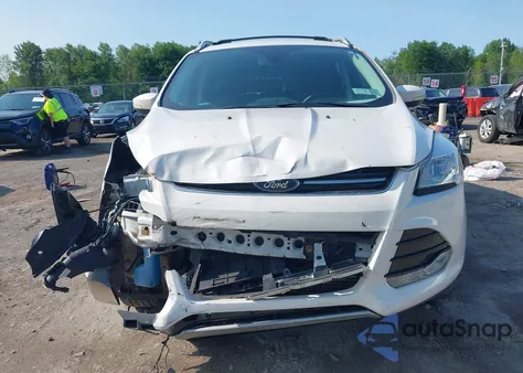 2016 Ford Escape Titanium from USA, damaged, VIN 1FMCU9J9XGUA89514